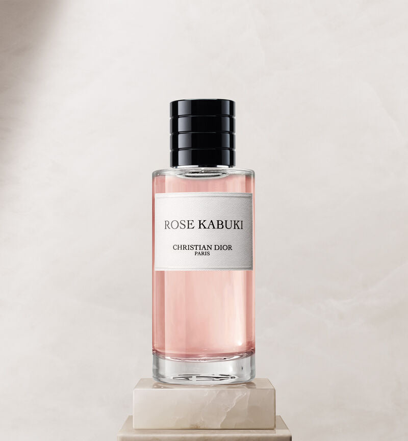 Rose kabuki